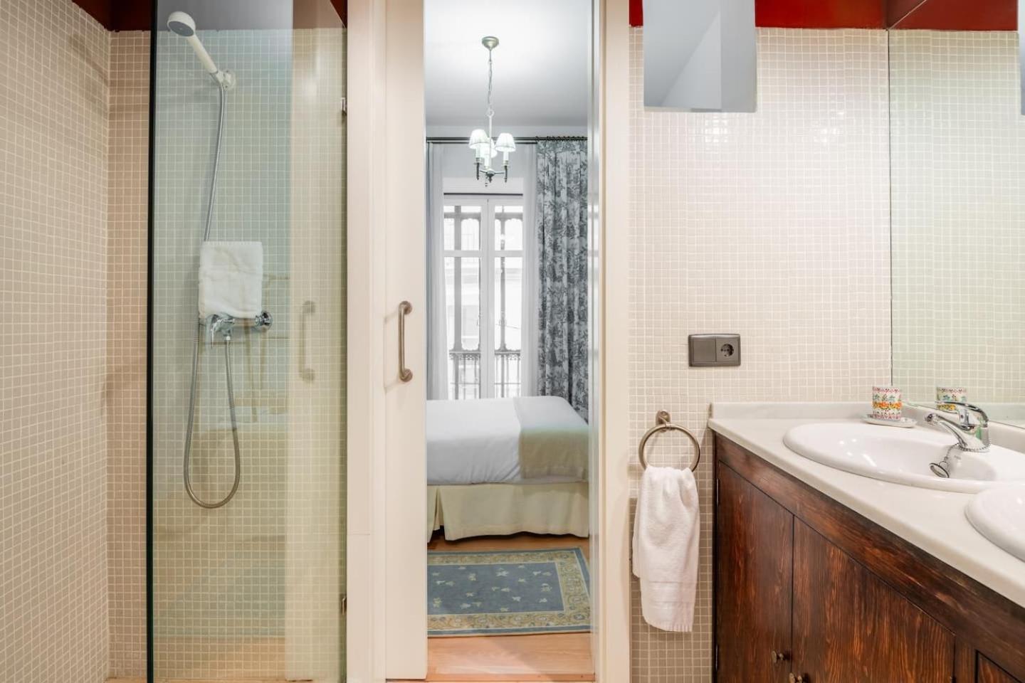 Komodo Sierpes: Bright & Classy Central Apartment Севілья Екстер'єр фото